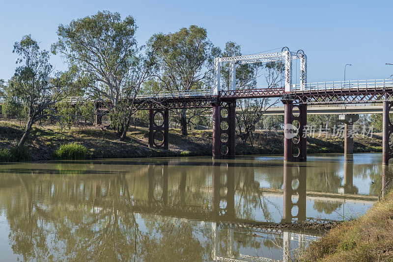 博克，达令河上的历史大桥，澳大利亚新南威尔士州内陆