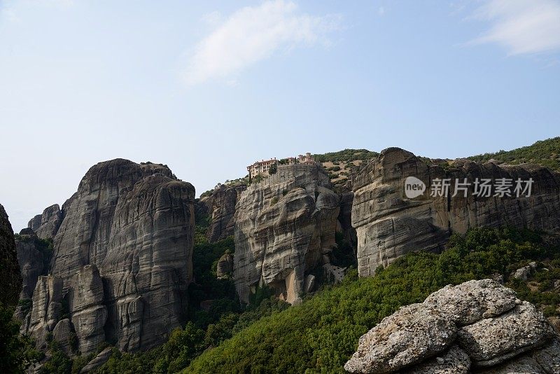 迈泰奥拉岩层