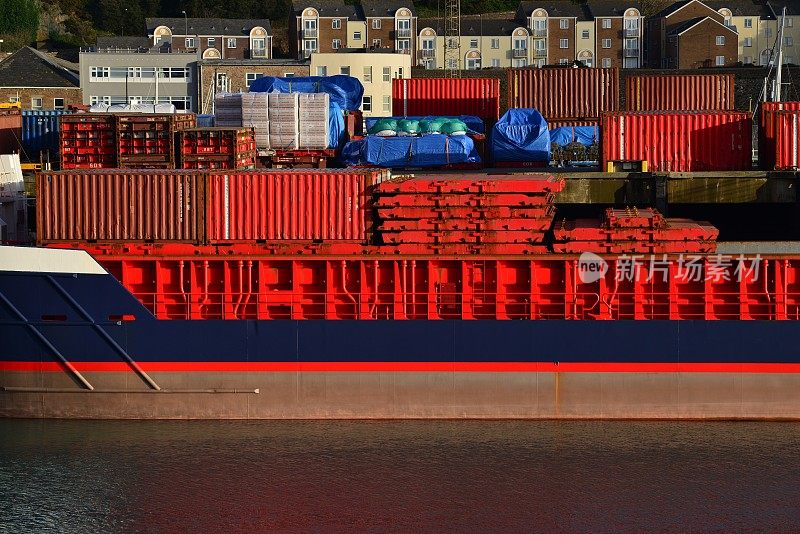 英国泽西岛集装箱船