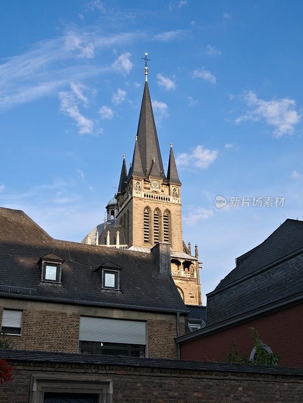 德国亚琛地标亚琛大教堂的大教堂塔