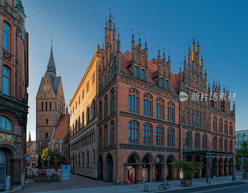 德国下萨克森州汉诺威市的市场教堂和旧市政厅