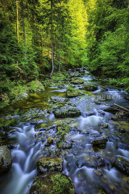 高山流水(HDRi)