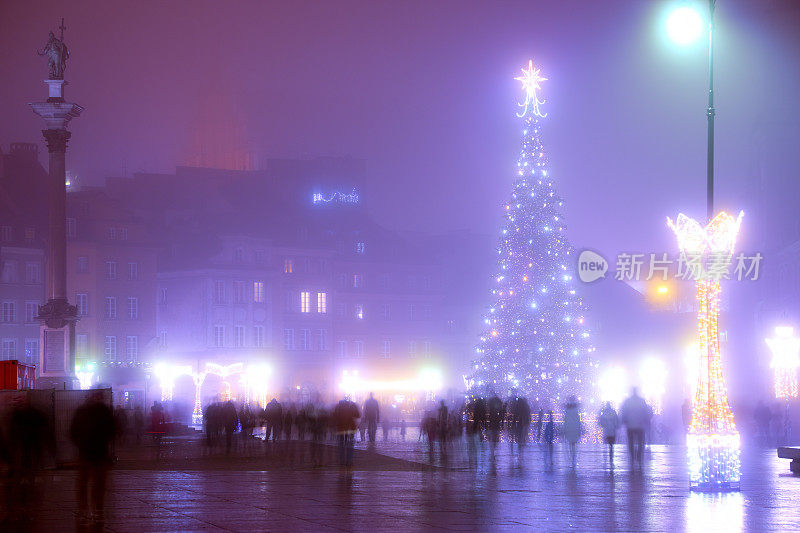 圣诞节，华沙的雾景