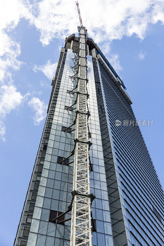 城市摩天大楼的建设，背景与复制空间