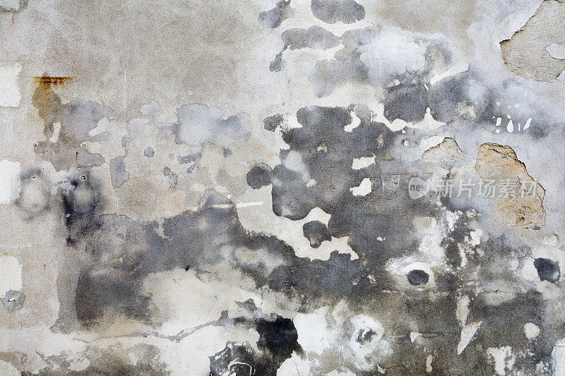斑驳、肮脏的水泥墙