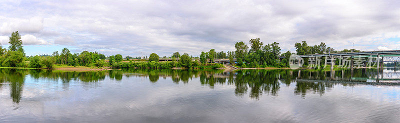 威拉米特河河全景