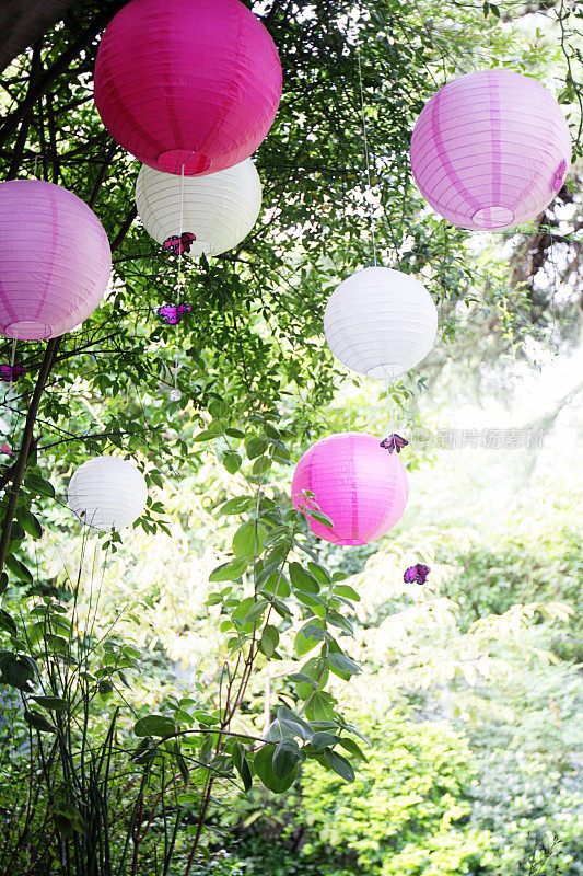 纸气球装饰户外夏季游园会