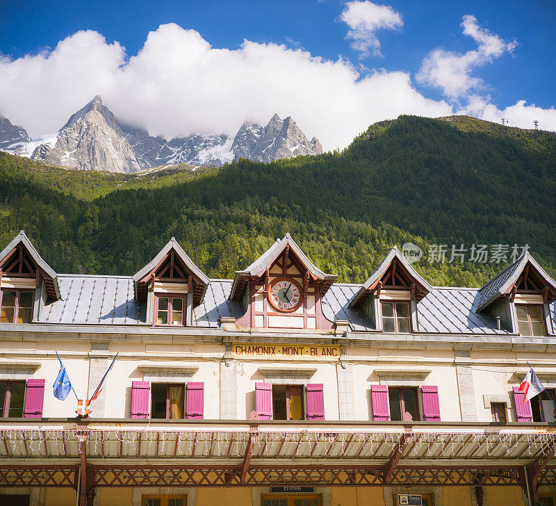 夏蒙尼勃朗峰火车站大楼