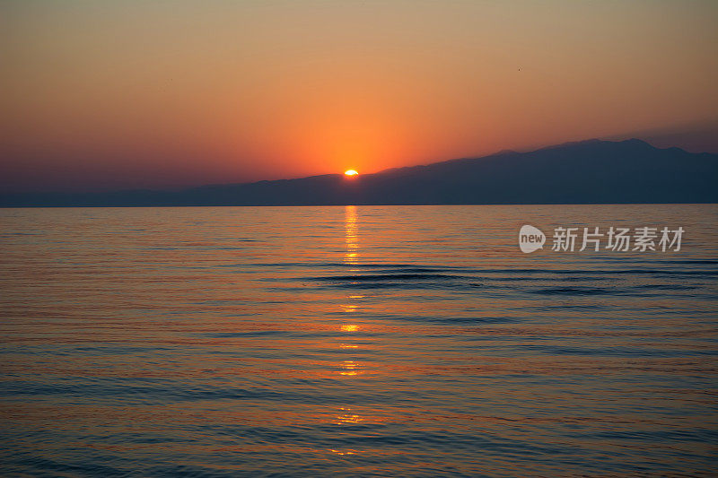 海上日落