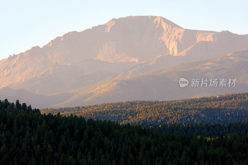 秋晨派克峰