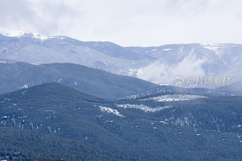 雪山埃文斯