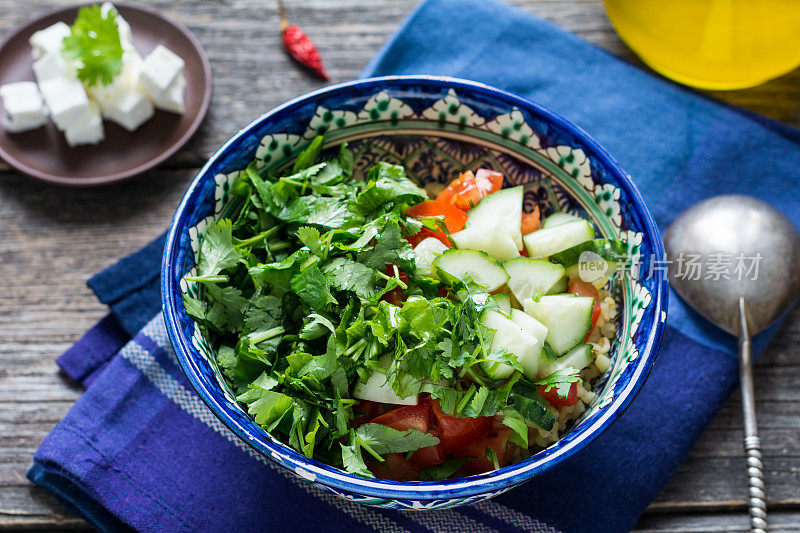 塔博勒，一种健康的蔬菜沙拉