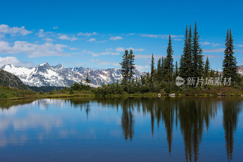 惊人的山景