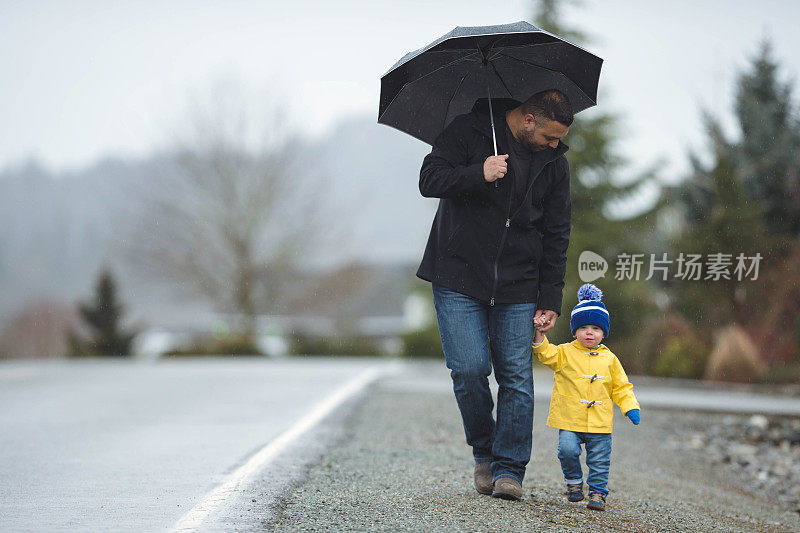 雨中漫步