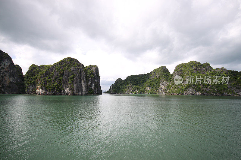 下龙湾邮轮越南