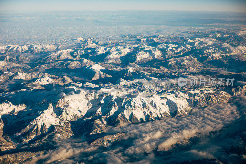 飞越高山