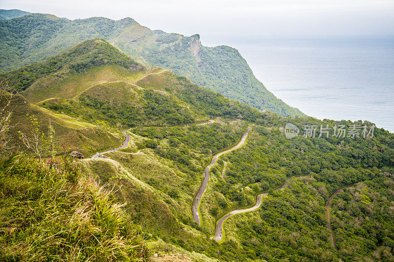 台湾山区蜿蜒的道路