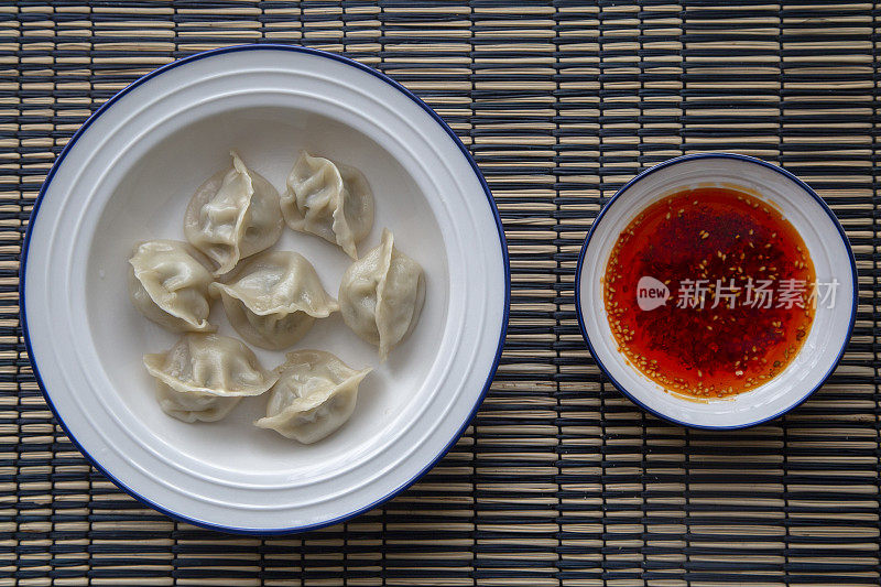 中餐:蒸饺子