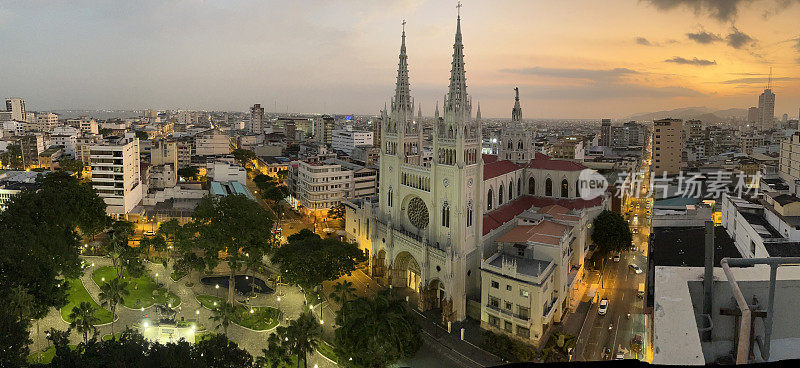 瓜亚基尔市中心的瓜亚基尔大教堂，瓜亚基尔省，厄瓜多尔，南美洲。