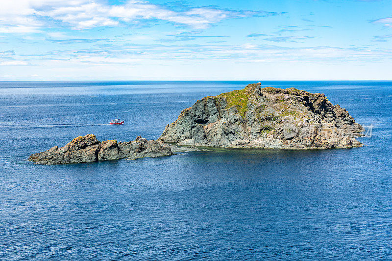 低头，保姆洞和睡眠湾小径，乌鸦头，Twillingate，加拿大