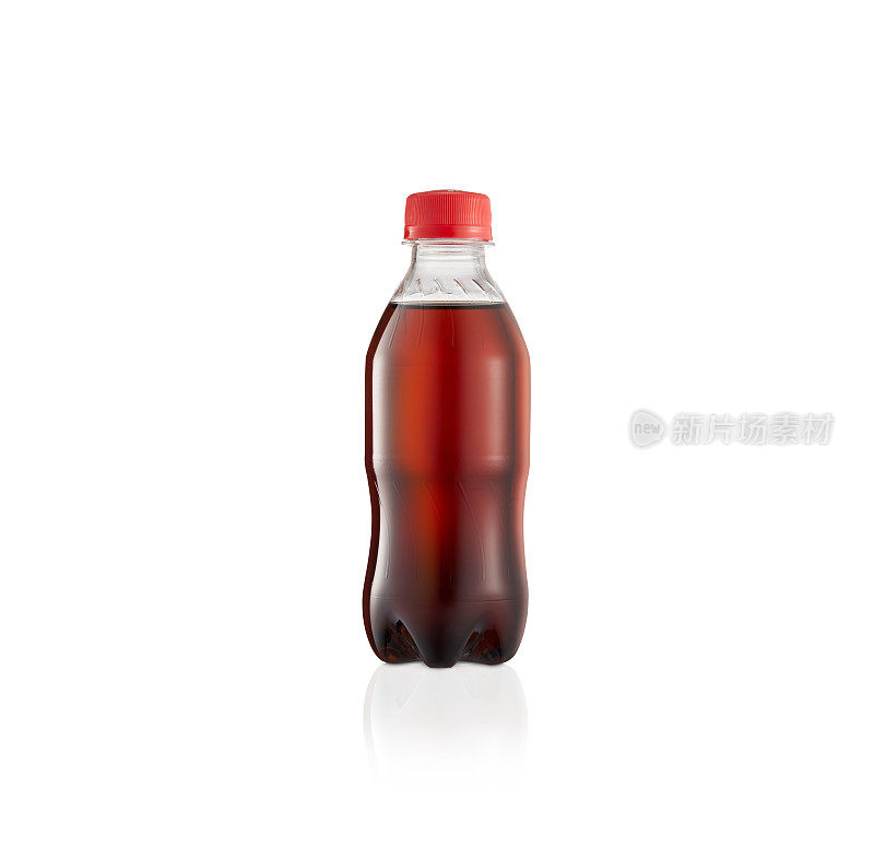 白色背景的塑料可乐瓶