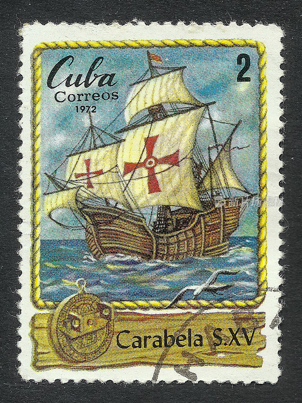 一张1972年的古巴邮票，描绘了一幅15世纪的卡拉维尔画。