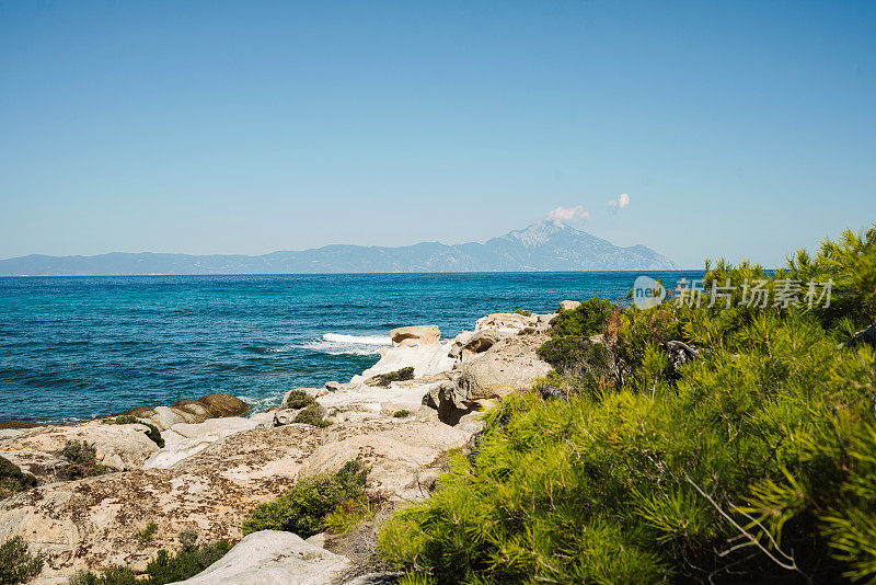 美丽的夏日海景。希腊的夏天。