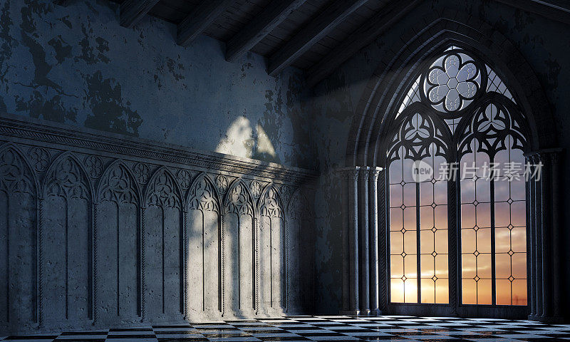 废弃的城堡有一个巨大的哥特式窗户，落日余晖