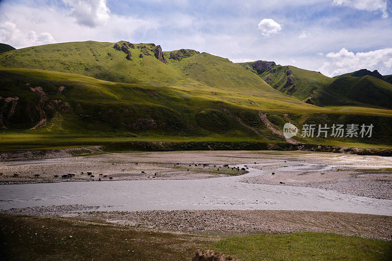 夏天的萨利贾兹河谷