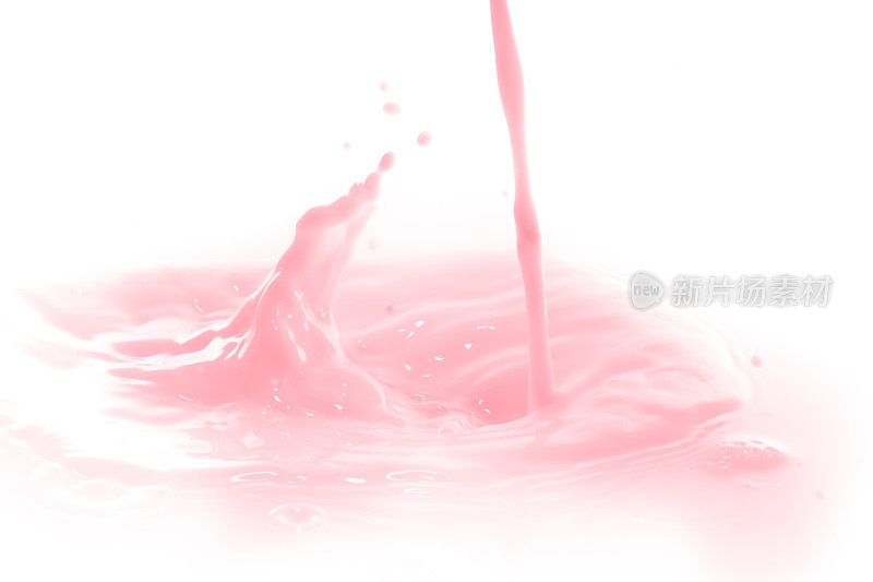草莓牛奶飞溅