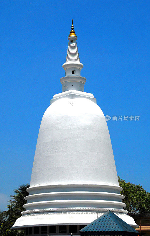 斯里兰卡科伦坡:三佛罗卡寺，佛塔