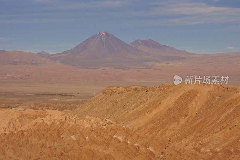 月亮谷在阿塔卡马沙漠