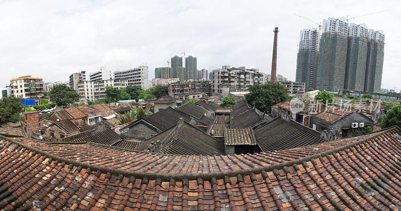 中国佛山，典型的传统粤式房屋屋顶