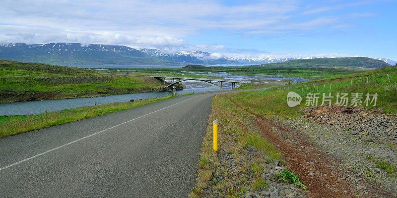 美丽的冰岛山