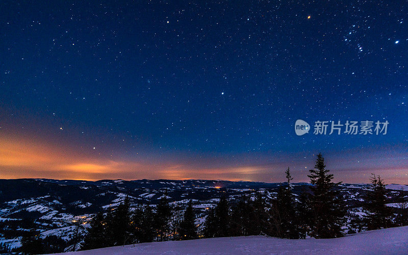 雪山里的夜星