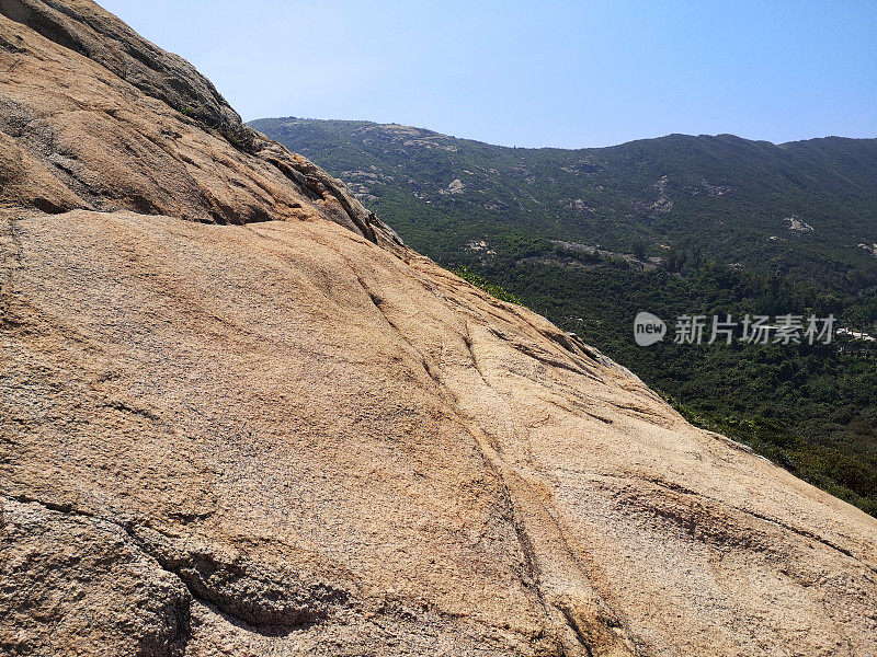 香港岛鹤咀山的石墙