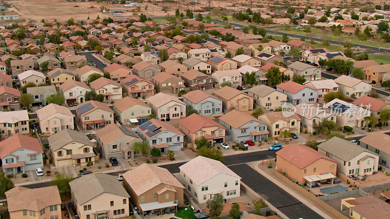 亚利桑那州马里科帕郊区社区鸟瞰图