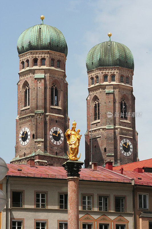 慕尼黑女子教堂的双子钟楼