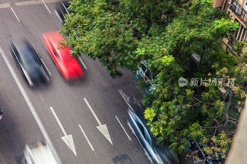 有交通的城市道路