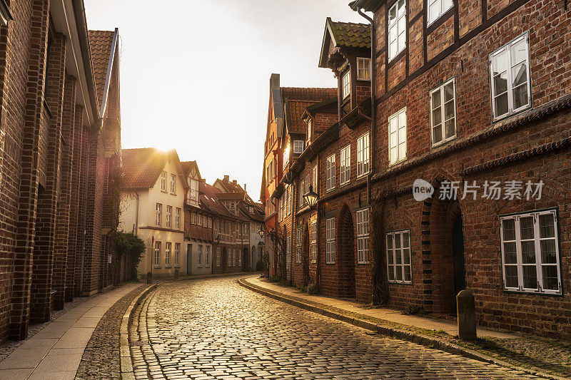 日落时分，Lüneburg的街道