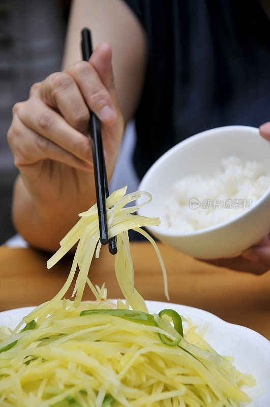 炒土豆丝，中国菜