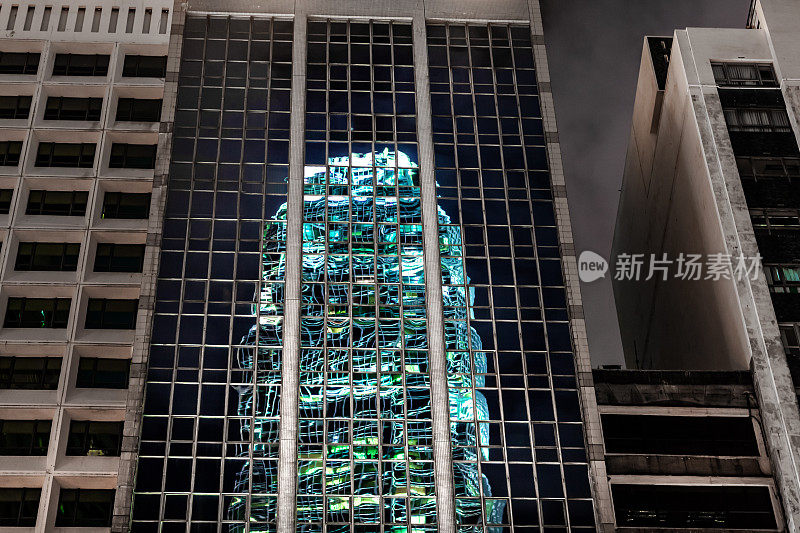 商务金融大厦夜间办公窗口，国际金融中心二楼