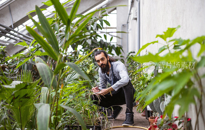 植物园员工在工作