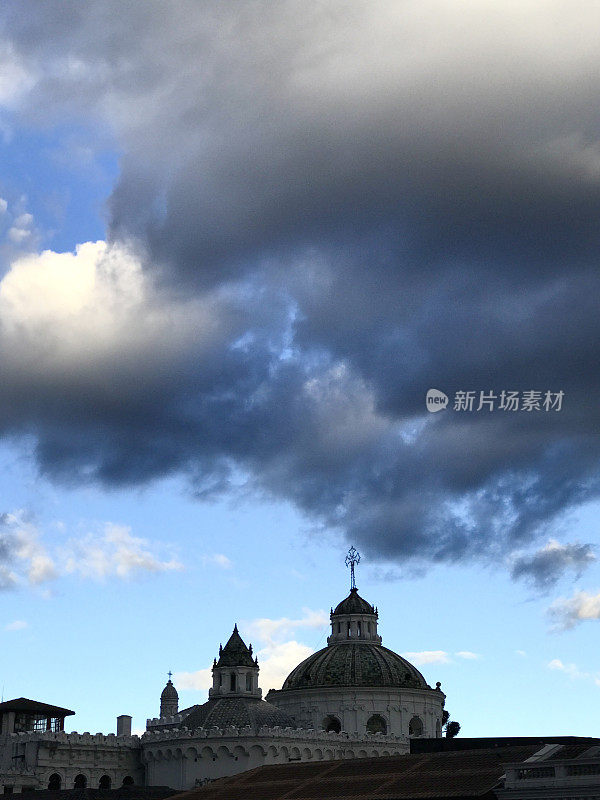 厄瓜多尔皮钦查的基多风景