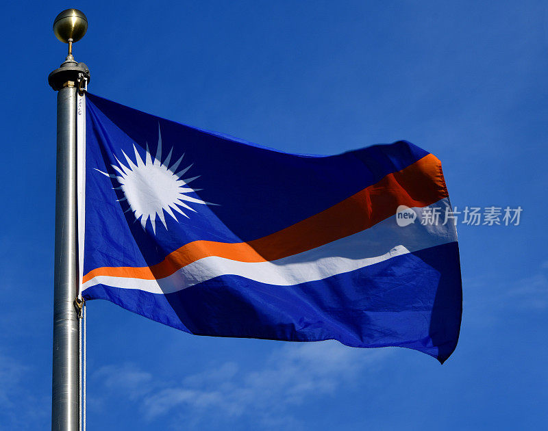 马绍尔群岛共和国国旗，马朱罗(真实照片，非CGI)