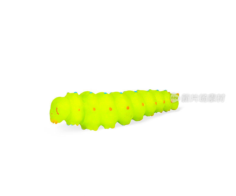 绿色毛虫塑料微型玩具孤立在白色