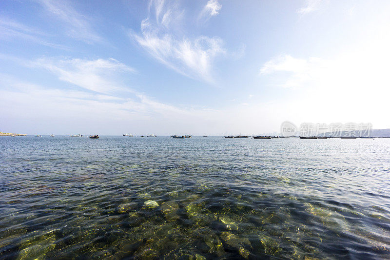 清澈的海水