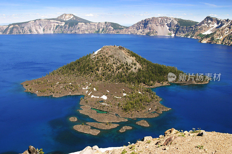 火山口湖和巫师岛