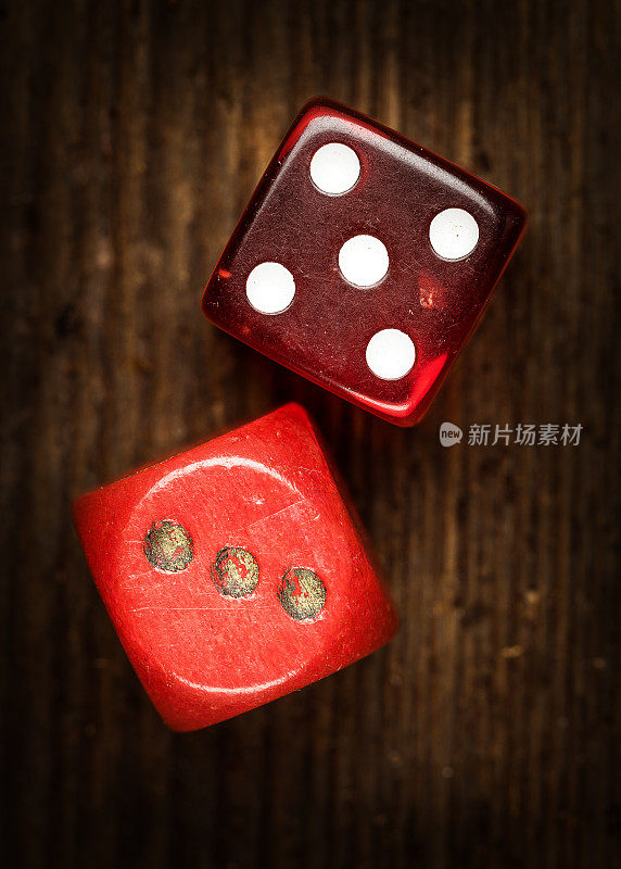红色骰子游戏