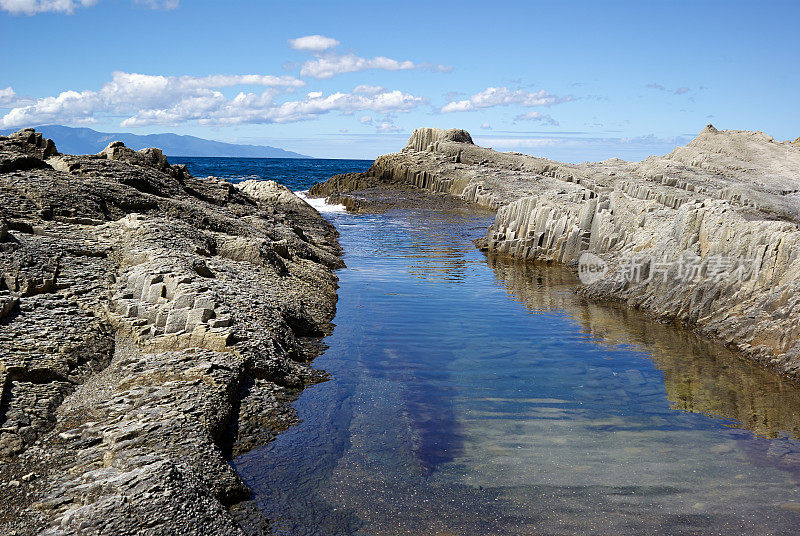 落基海岸海水